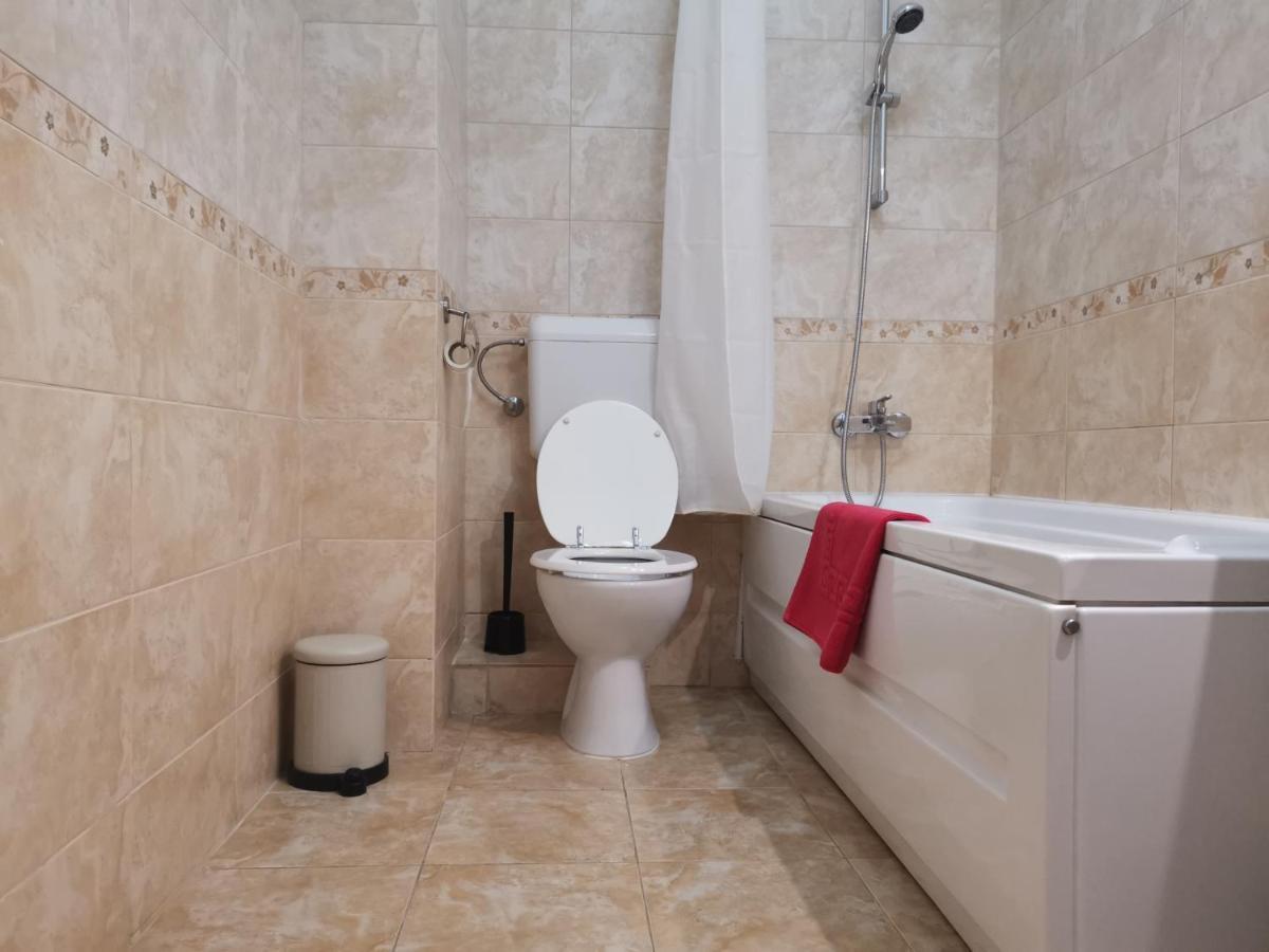 Coffee Residence Apartment Cu 2 Camere Boekarest Buitenkant foto
