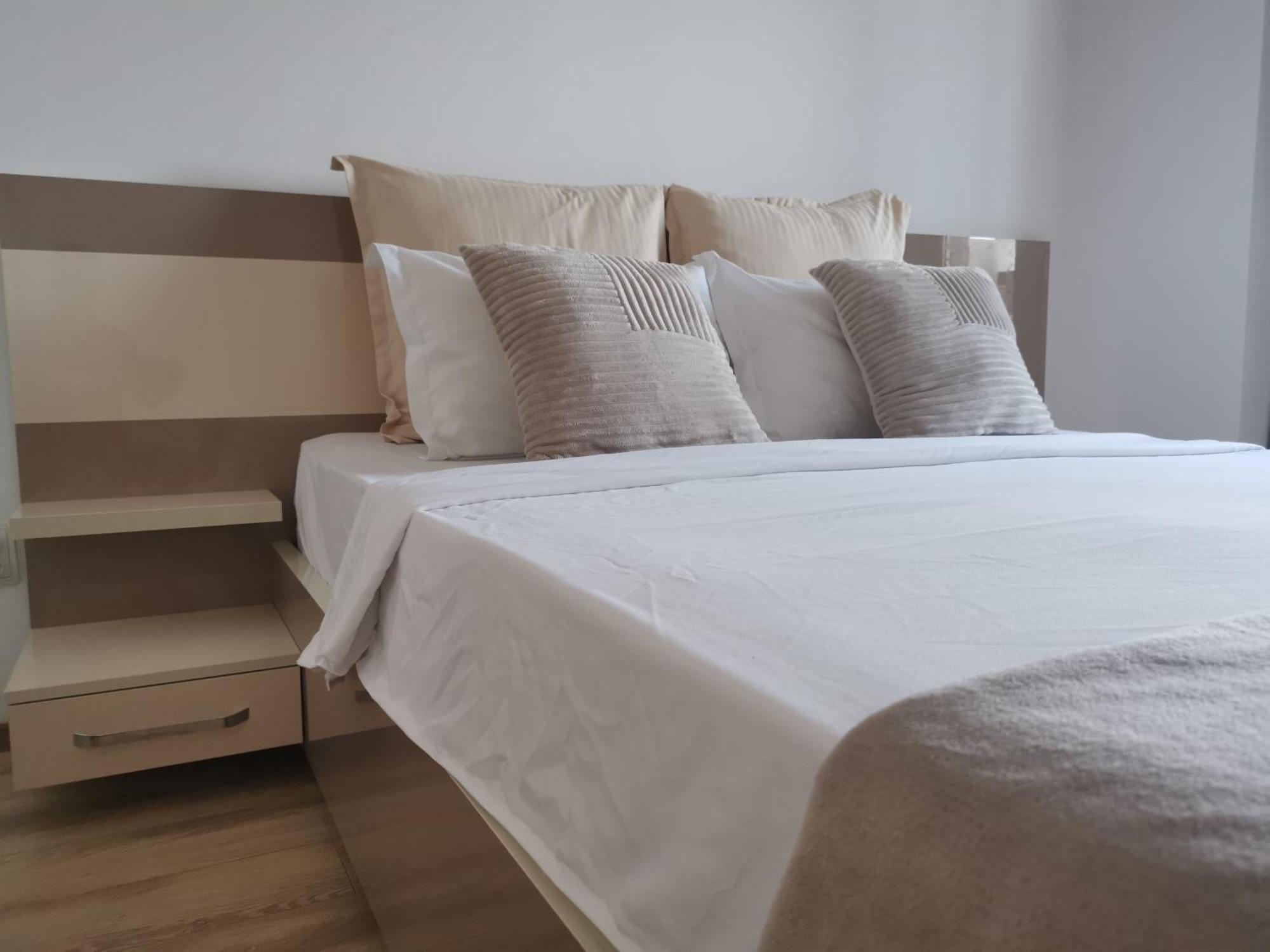 Coffee Residence Apartment Cu 2 Camere Boekarest Buitenkant foto